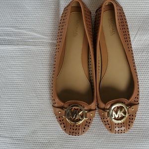 Like new Michael Kors  leather shoes